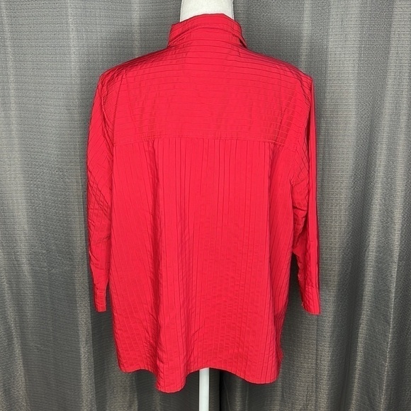 C. J. BANKS RED BUTTON FRONT BLOUSE SIZE 1X - Picture 5 of 7